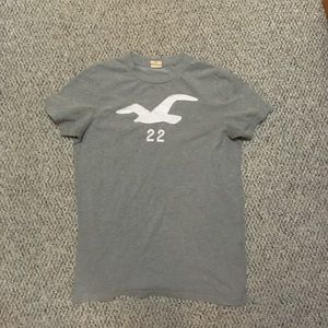Small Hollister tee-shirt
