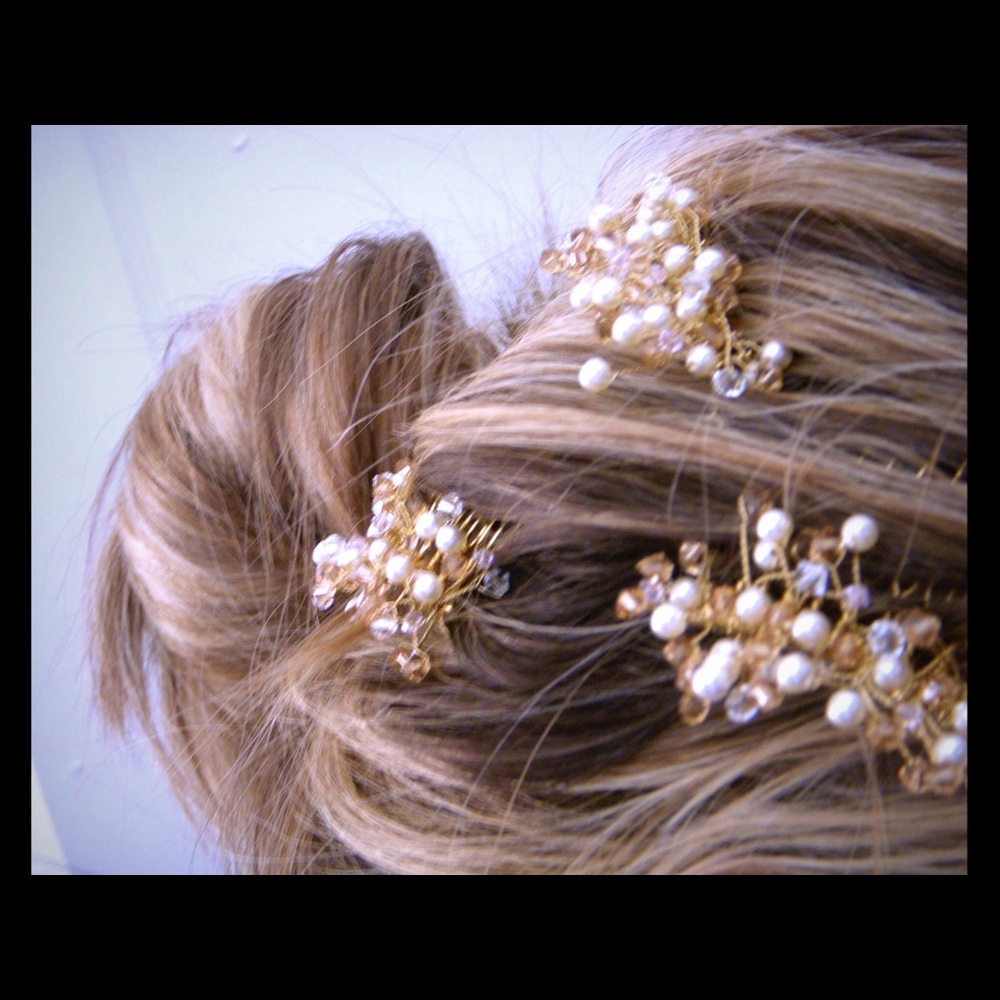 👰 Wedding season! Justine M. Couture Hair Clips