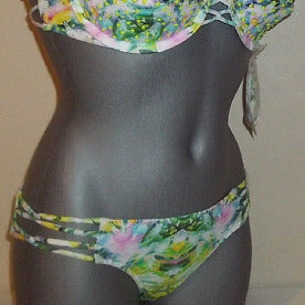 Victoria Secret Bottoms