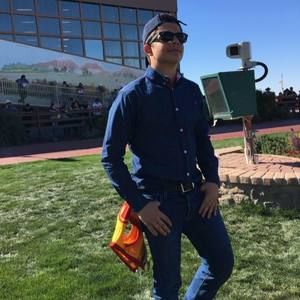 Meet your Posher, Emmanuel