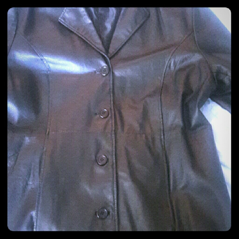 Black leather women's coat leather women's coat