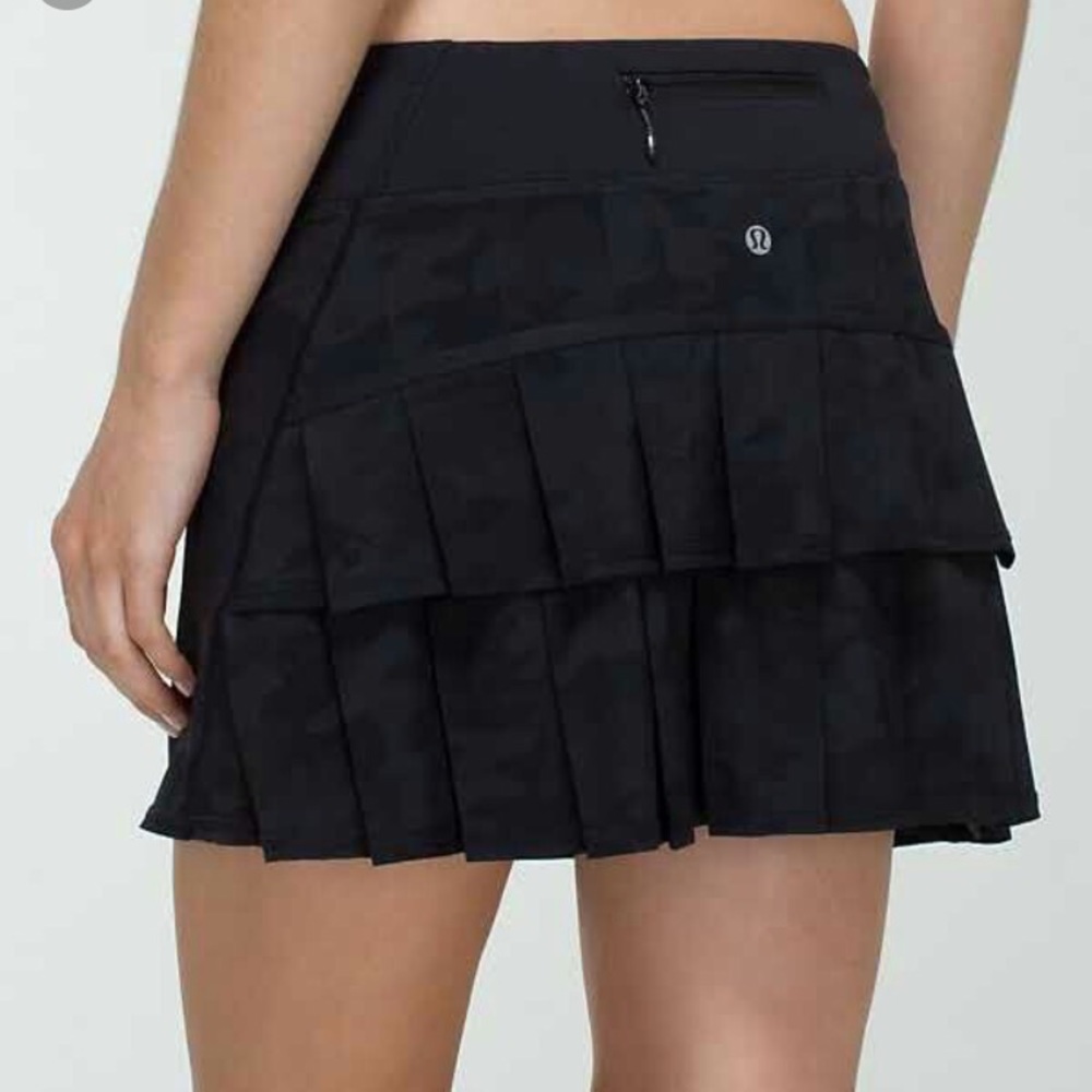 Lululemon Pace Setter Skirt (Regular). Size 10💃🏼