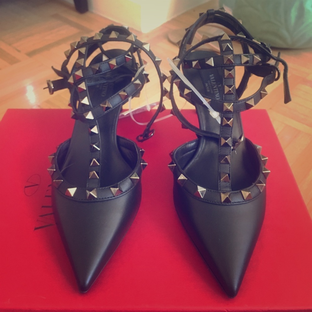 NWT Rockstud T-Strap VALENTINO shoes, size 36
