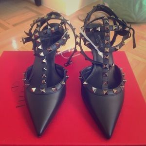 NWT Rockstud T-Strap VALENTINO shoes, size 36