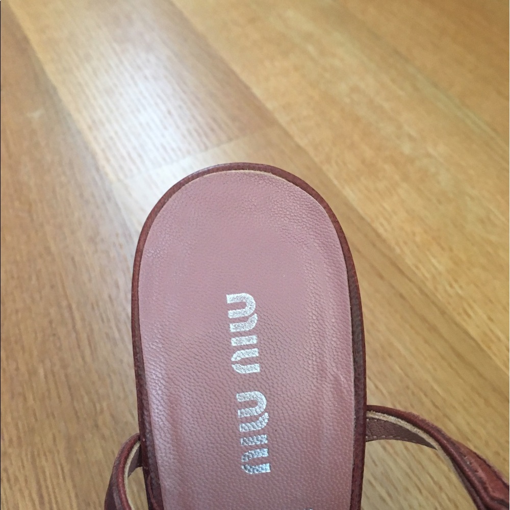 Miu Miu Platform Heels / Mary Janes. Size 7.5 - Picture 4 of 8
