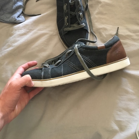 One of a kind shoes - Picture 2 of 3