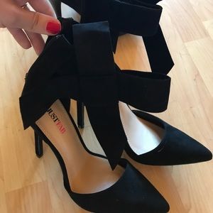 Never been worn justfab shoes!