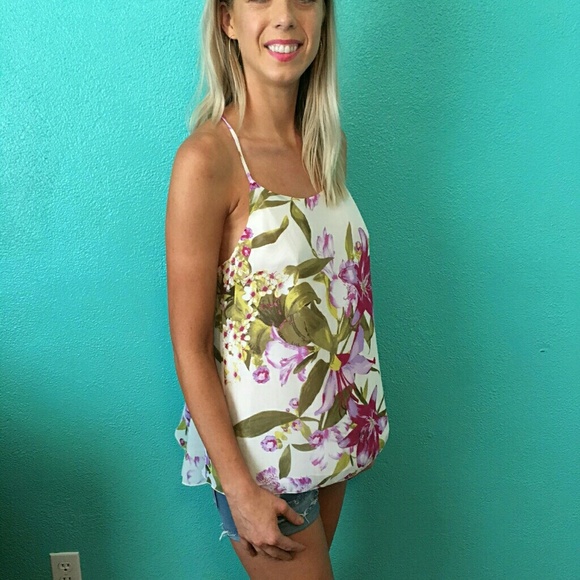 Top - Picture 2 of 2