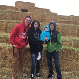 Meet your Posher, Connor