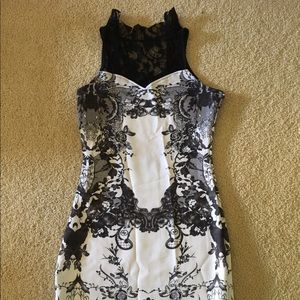 Lace & printed bodycon highneck dress