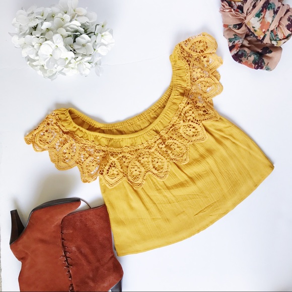 Iris Mustard Yellow Off the shoulder Crop Top - Picture 2 of 3