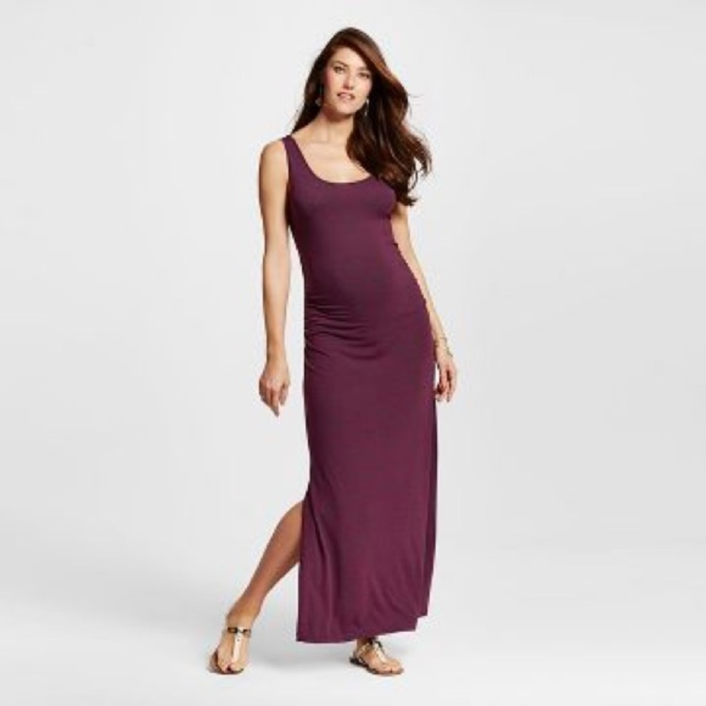 Maternity maxi dress