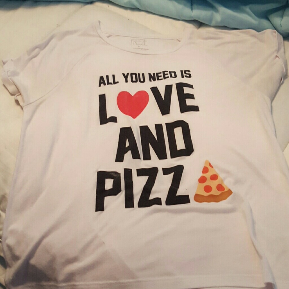 Graphic tee