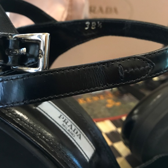 🌹PRADA (NWT) HEELS - Picture 6 of 8