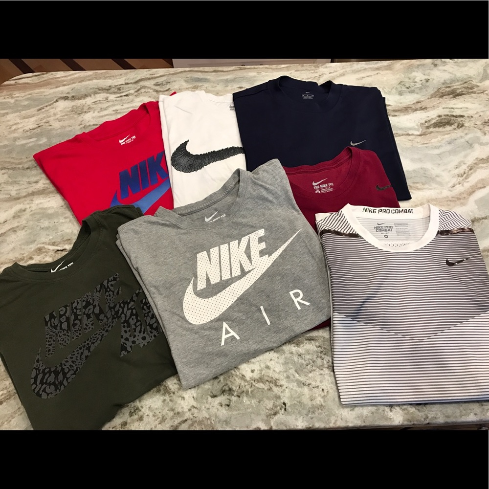 SOLD!!!!!   NIKE Athletic tee bundle