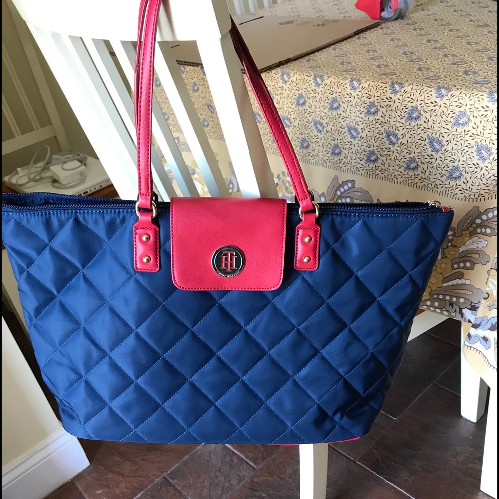 ❗️SOLD ❗️Tommy HIllfinger tote