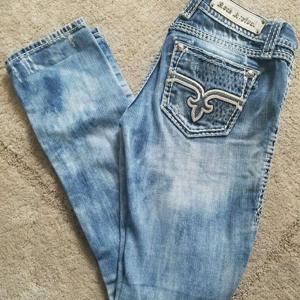 ROCK REVIVAL ALI STRAIGHT JEANS