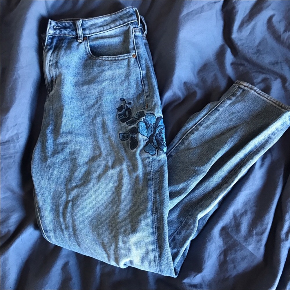 Mom jeans