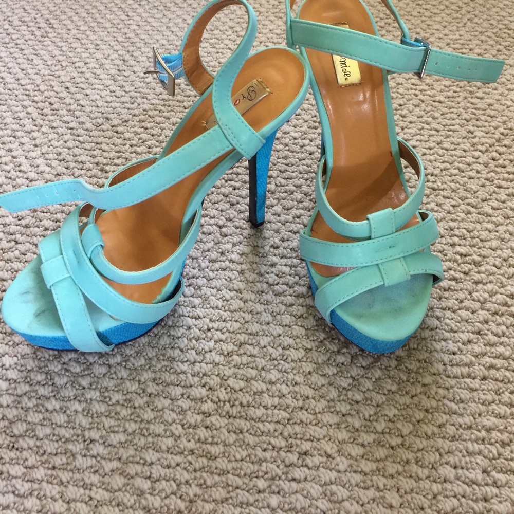 6" Blue and green snake skin heels,