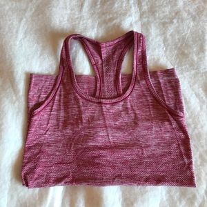 Lululemon heathered red tank size 6