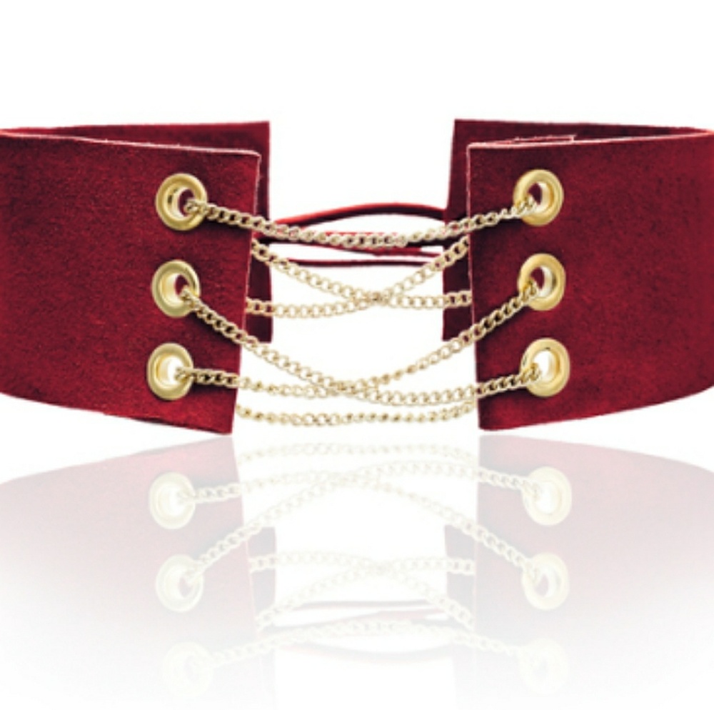 Adjustable suede chocker