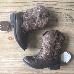 Cherokee Darcy Boots size 10