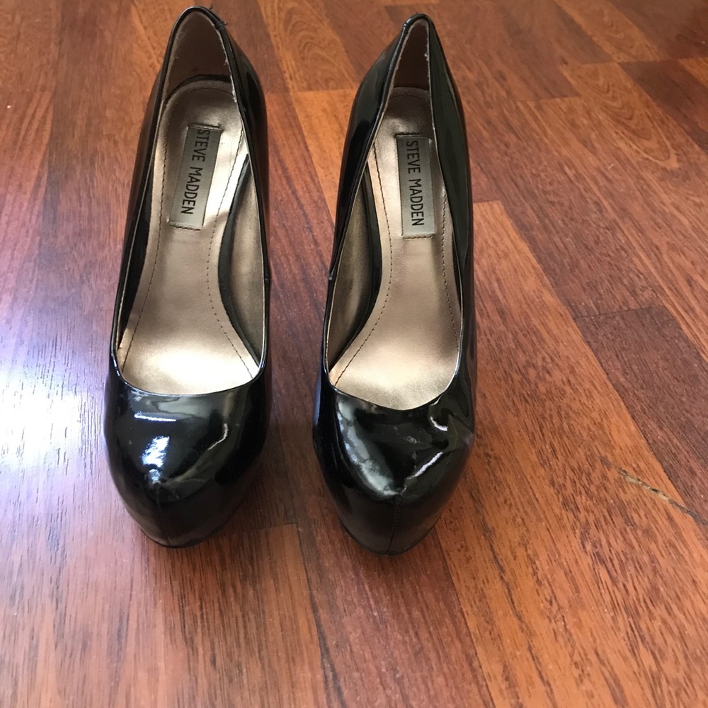 Steve Madden Pump