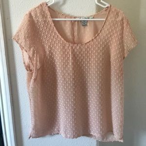 XL American Rag top, pale pink