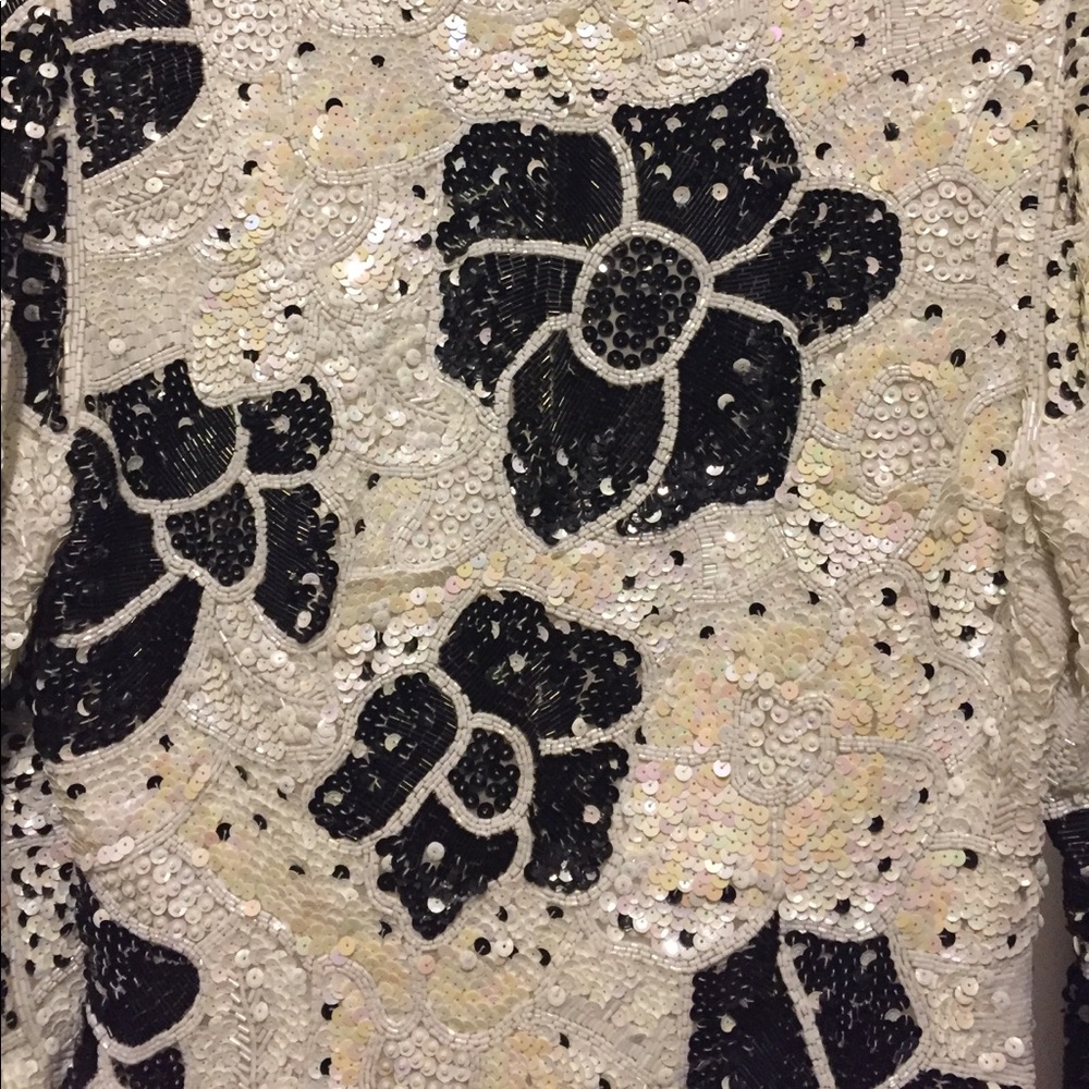 Sequin short waisted jacket. - Picture 4 of 4