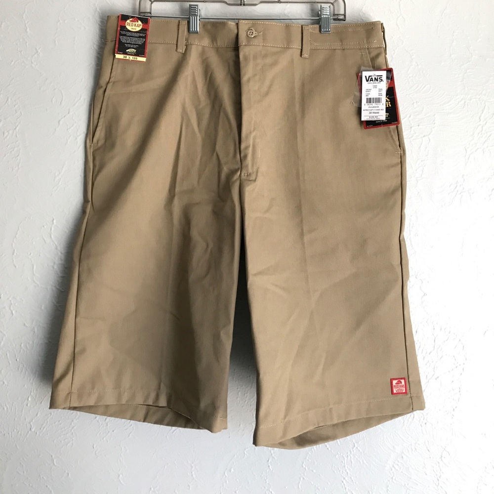 NWT Vans khaki shorts