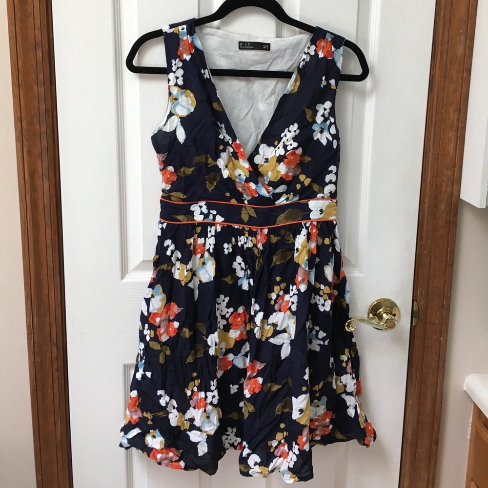 Floral v-neck dress.