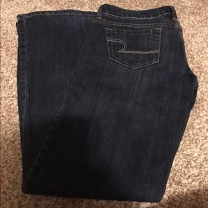 Women's American Eagle Jeans