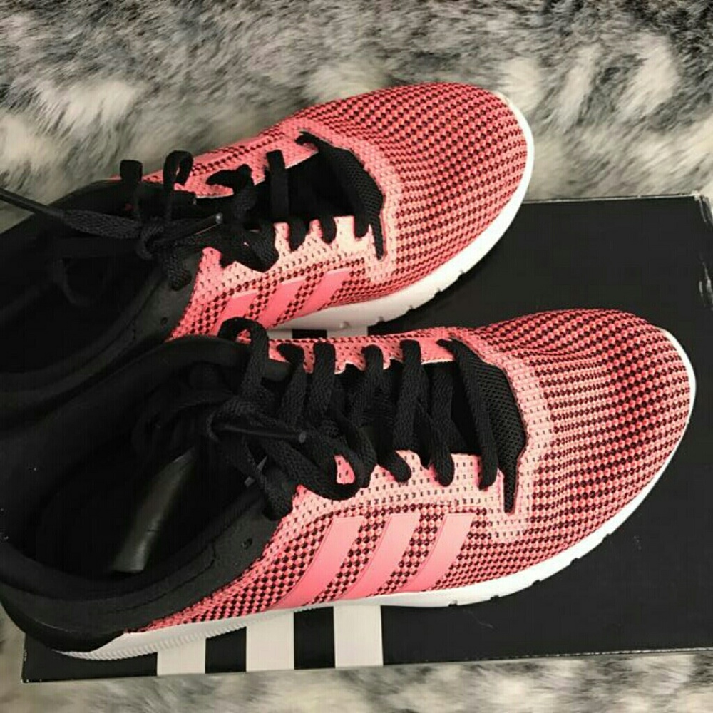 Adidas's Womens Sneakers