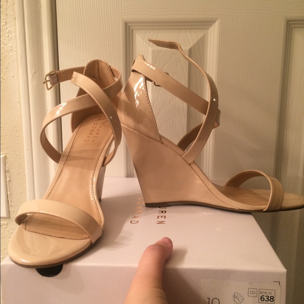 Lauren Conrad Hills