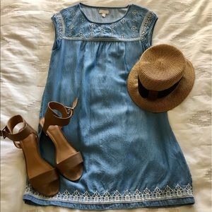 LAST CHANCE MOVING SALE-Embroidered Denim Dress