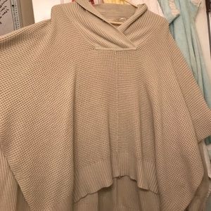 Sweater/ poncho