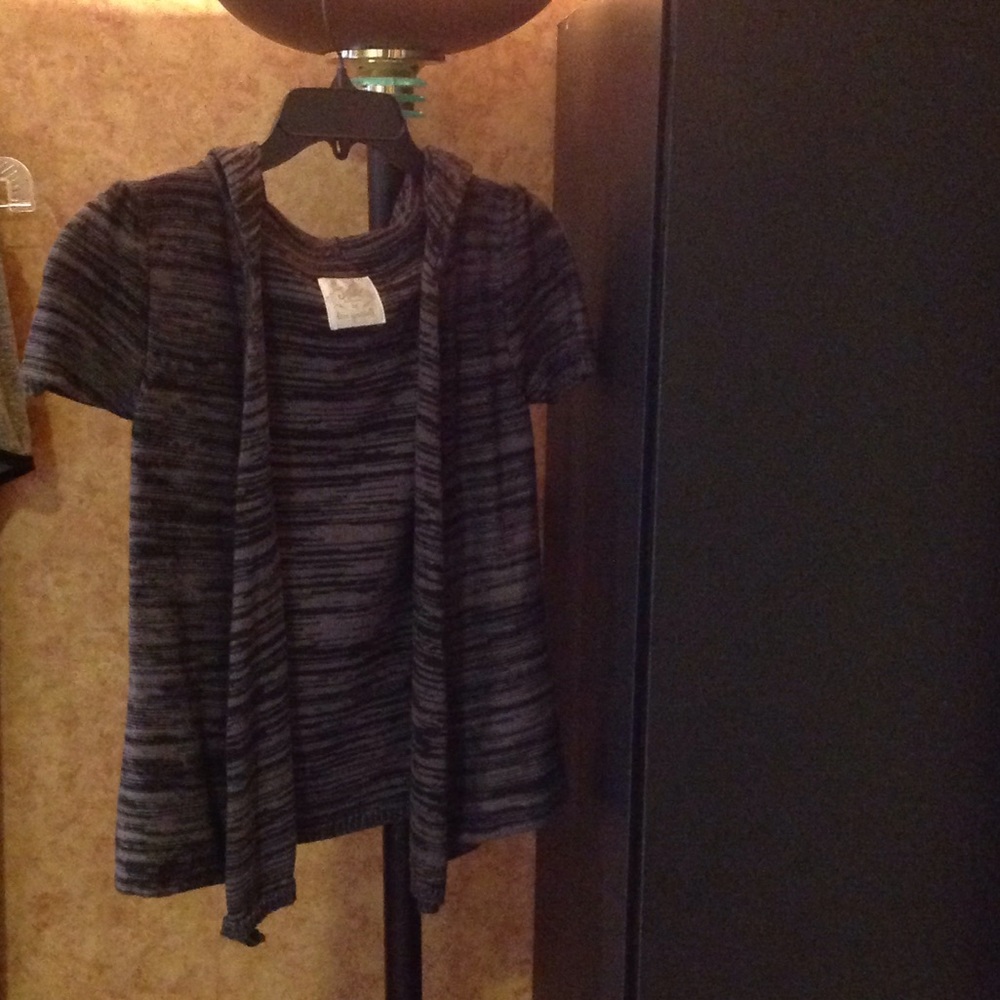 Girls sweater