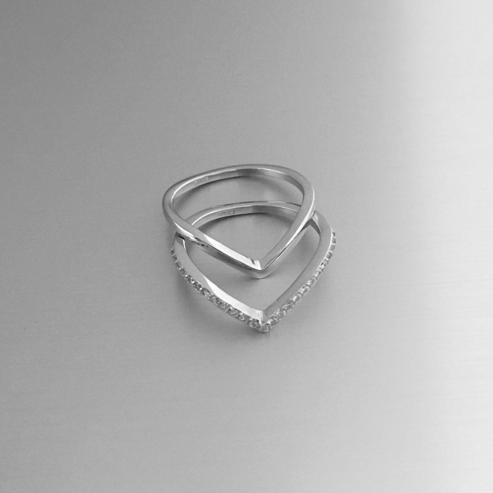 Sterling Silver V Shape Cz Ring, Stackable Jewelr… - image 5