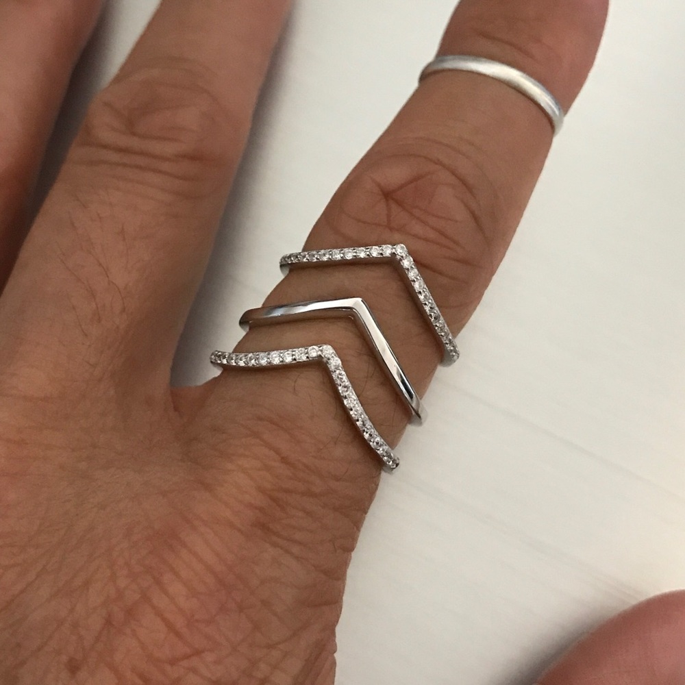 Sterling Silver V Shape Cz Ring, Stackable Jewelr… - image 4