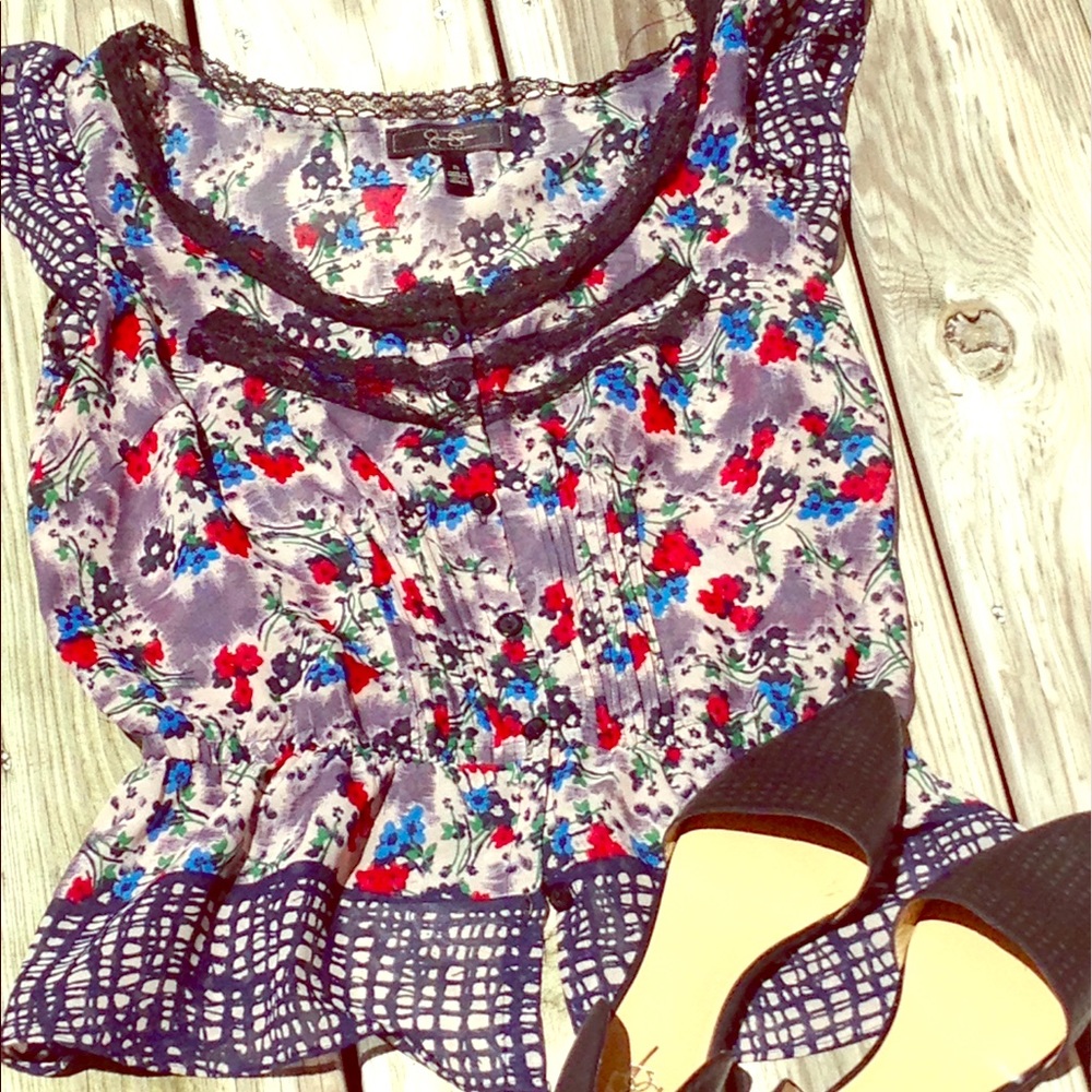 Jessica Simpson peplum button down