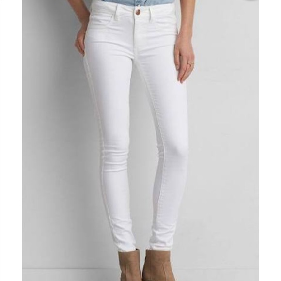 White jeans! - Picture 1 of 4