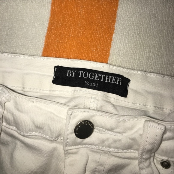 White jeans! - Picture 4 of 4