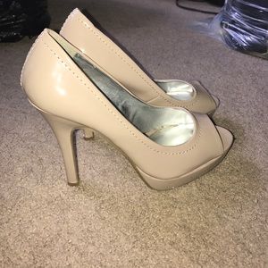 Candies platform light pink heels Sz 7.5