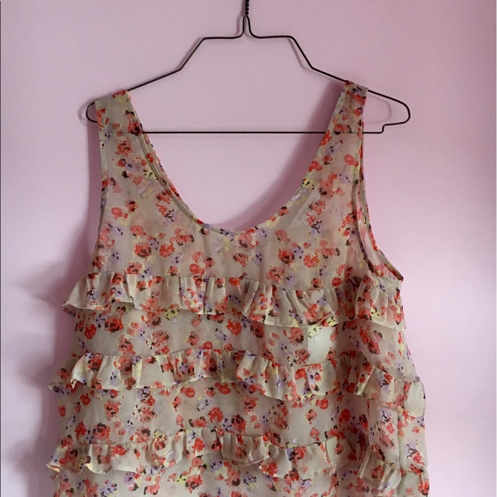 BCBGeneration M Floral Sleeveless Blouse NWT