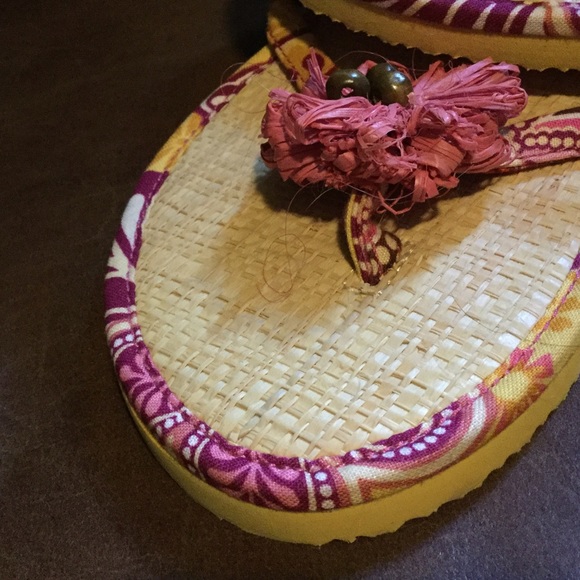 Bali gold flip flops - Picture 4 of 6