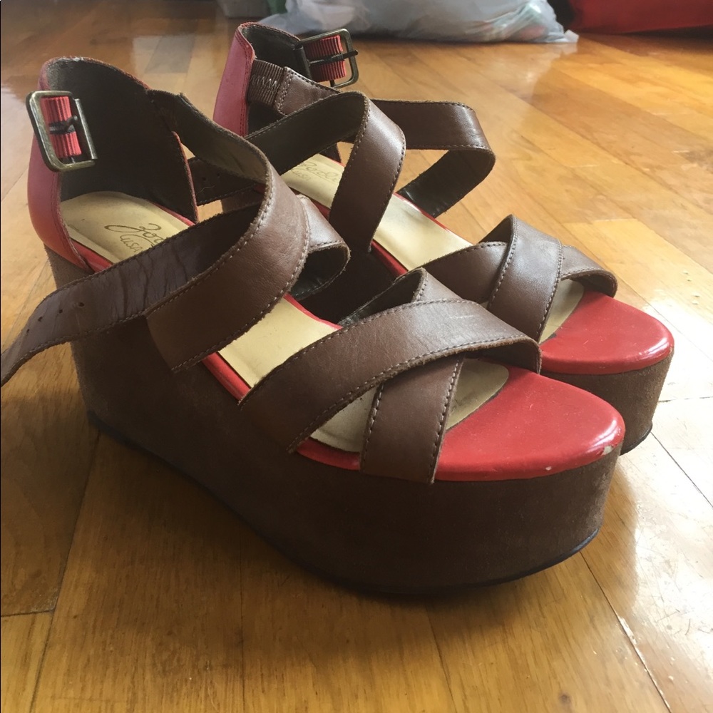 Platform wedge