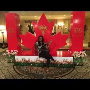 Meet your Posher, Demetrise