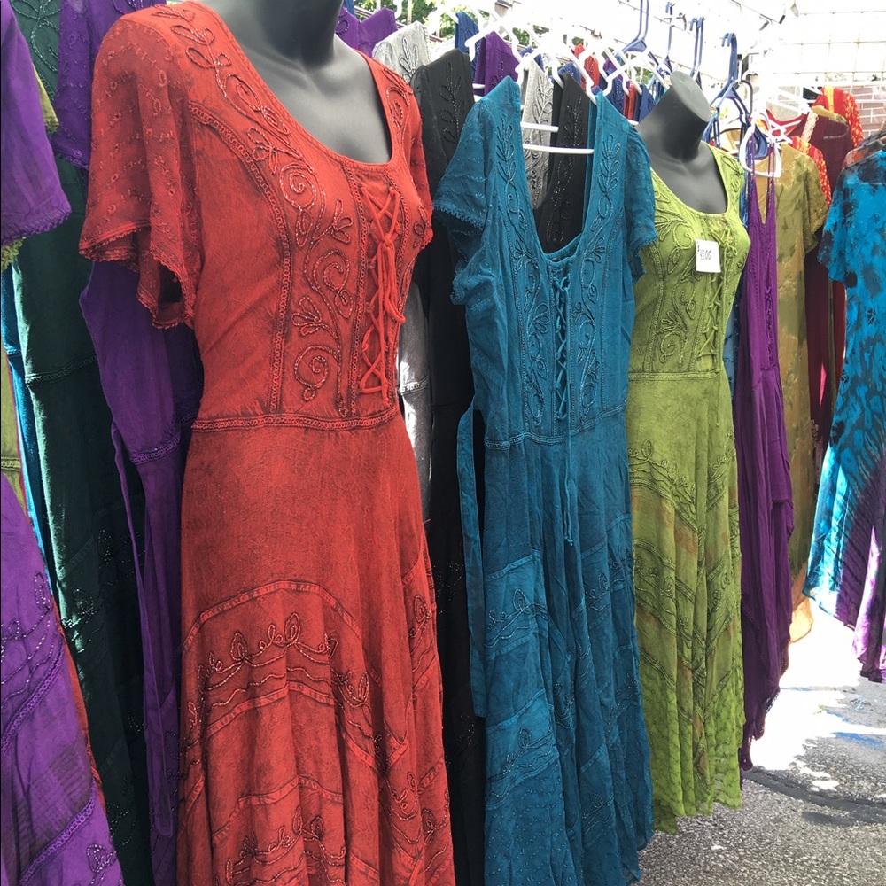 ISO! Rayon dress. Made in India. Burgundy. Green.