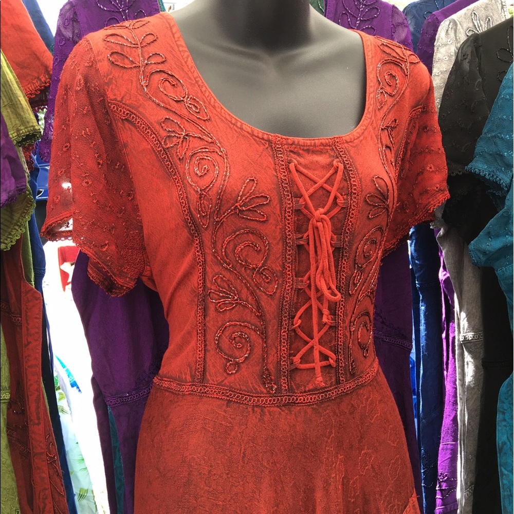 ISO! Rayon dress. Made in India. Burgundy. Green. - Picture 2 of 3