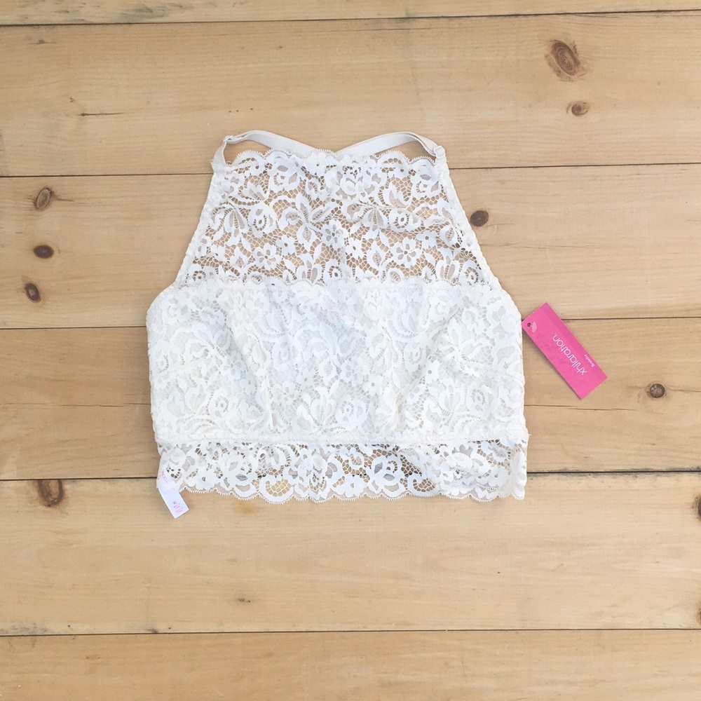 NEW WITH TAGS XHILARATION WHITE BRALETTE